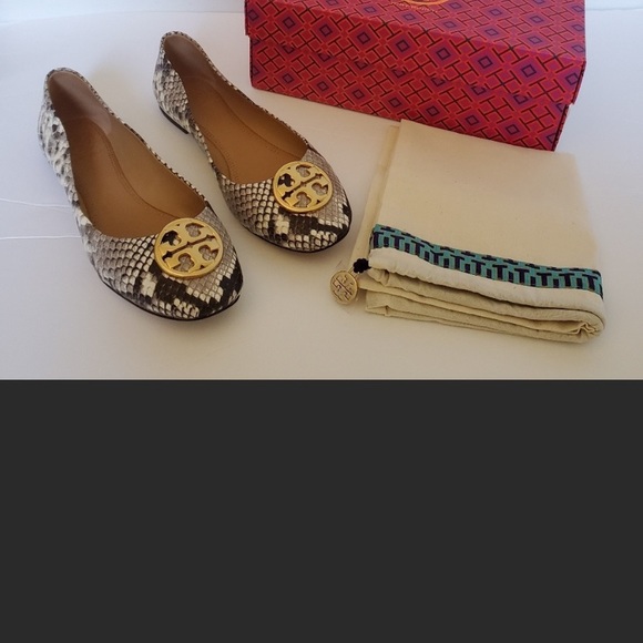 Tory Burch Shoes - Tory Burch Chelsea ballet flat